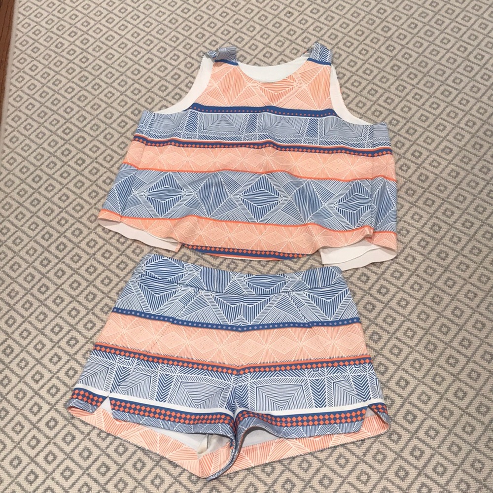 Neiman’s summer shorts outfit